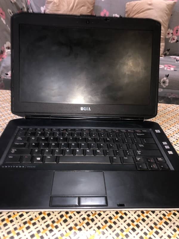 Dell laptop with smooth touchpad and fast charger, x64-based processor 0