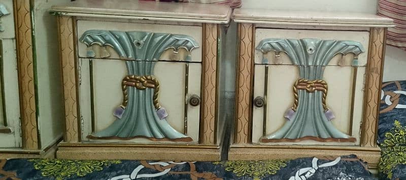 used deco bedroom set   serious buyer contact us 2