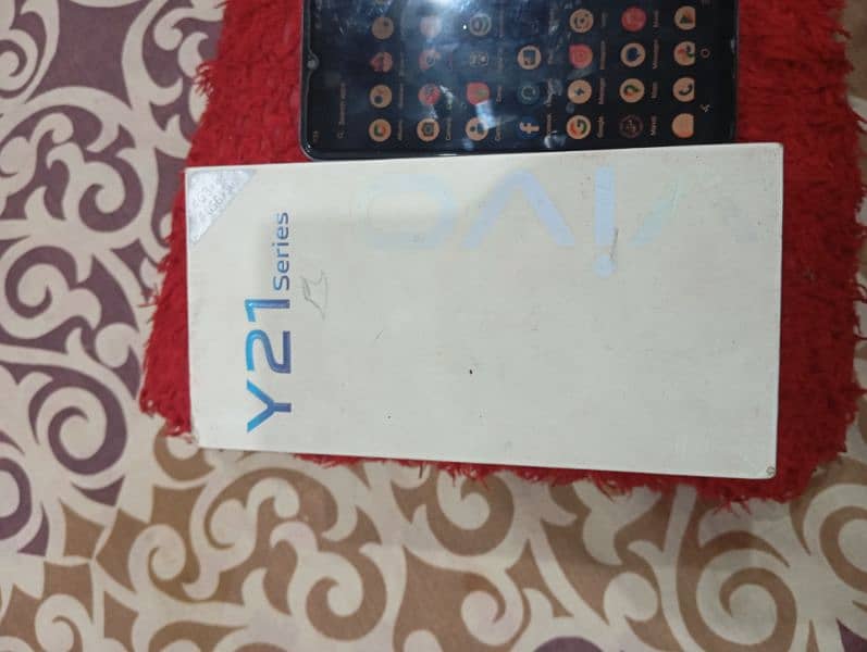 Vivo y21A box with charger 10/10 all ok 4/64 9