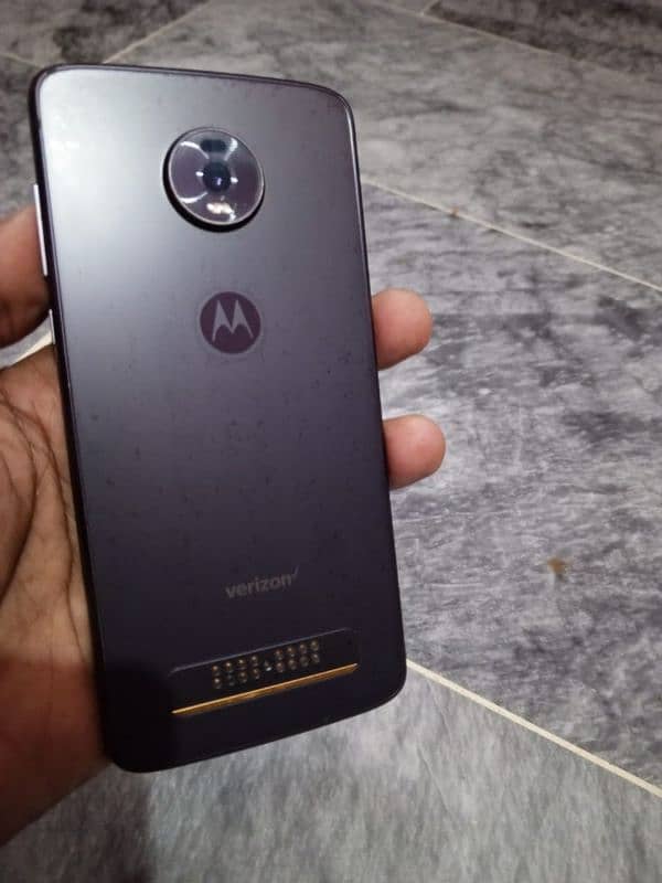 Moto Z4 4gb 128gb good condition pta approve 0