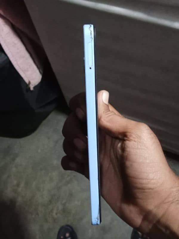 Realme note 50 condition 10/10 with original box and charger 4