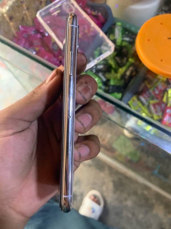 apple iPhone XS 64gb jv 2