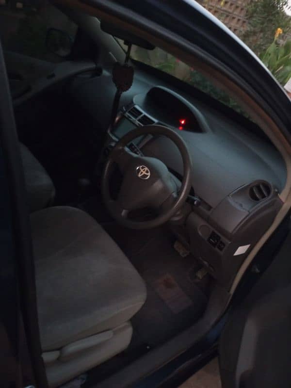 Toyota Vitz 2008 5