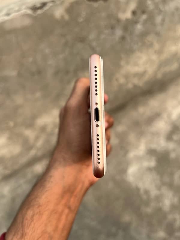 IPHONE 8+ 256 GB PTA Approved 3