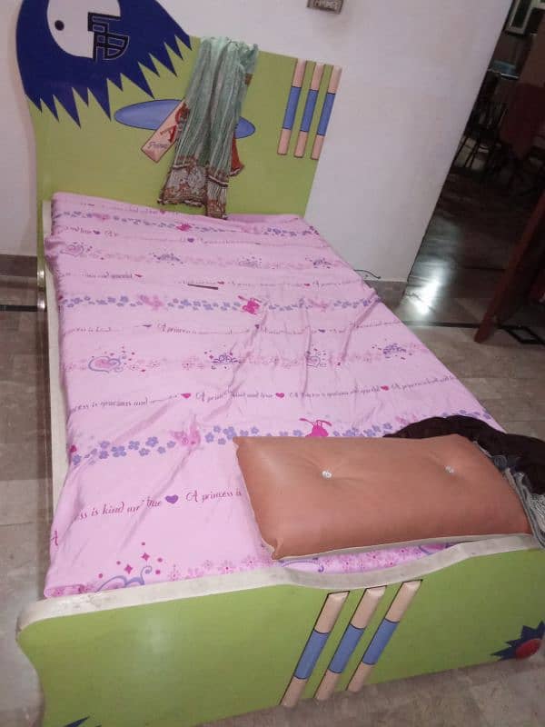 2 single bed without mattress 2