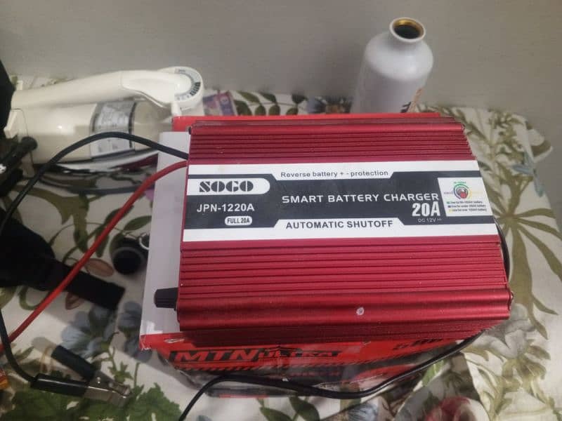 battery charger stand 2