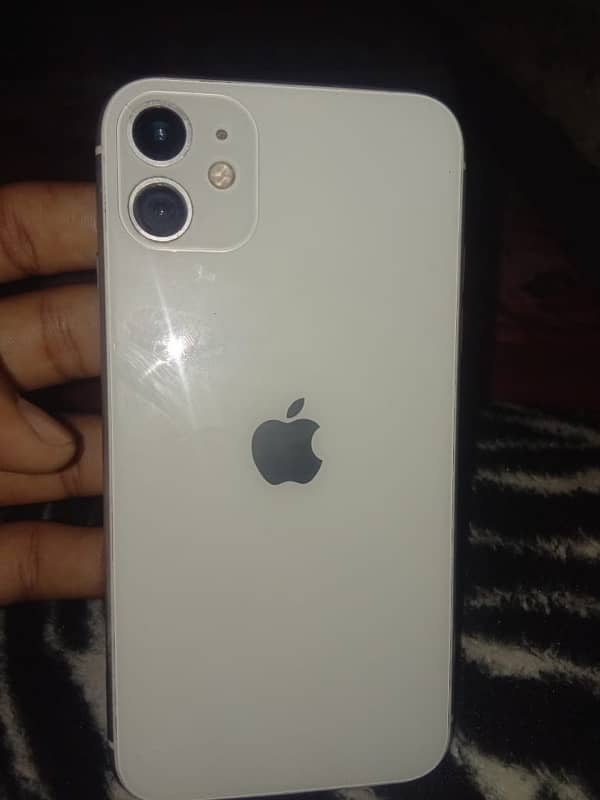 Iphone 11 jv 64gb Rs. 42000 03275763748 1