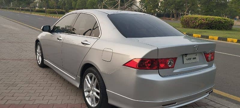 Honda Accord 2003 3