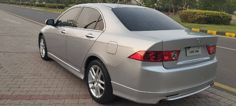 Honda Accord 2003 6