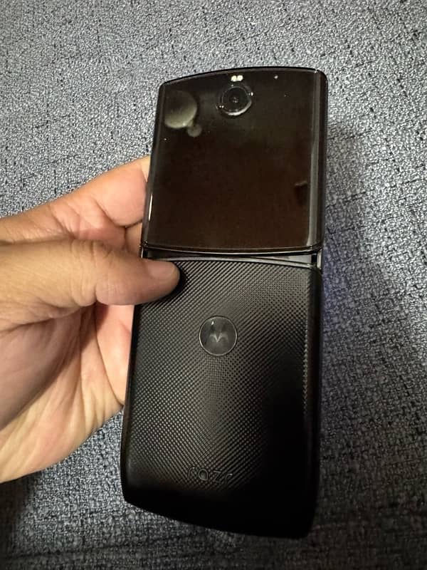 Motorola Raze 2019 4/128 gb 1