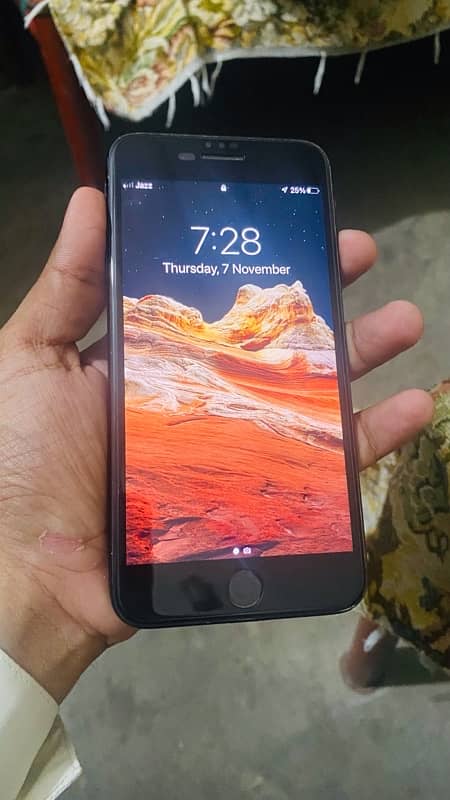 i phone 7 plus 128gb 4