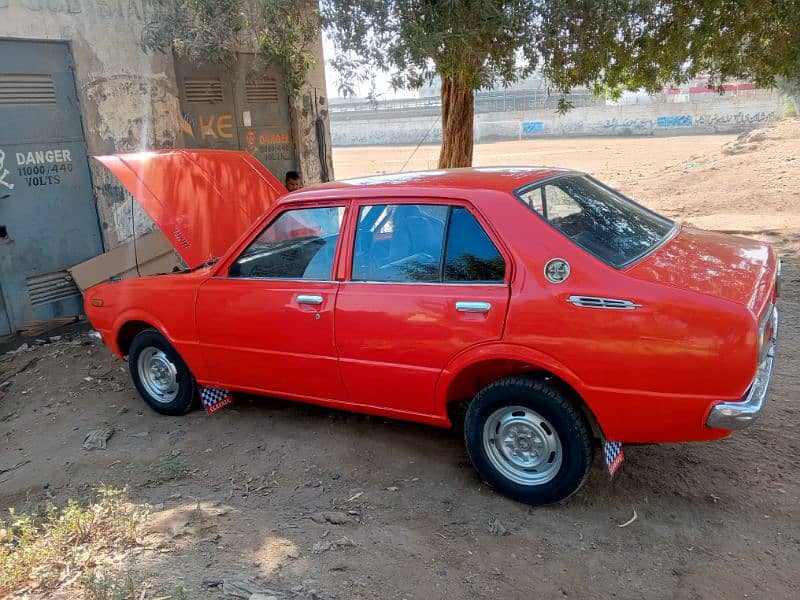 Toyota Corolla XE 1976 11