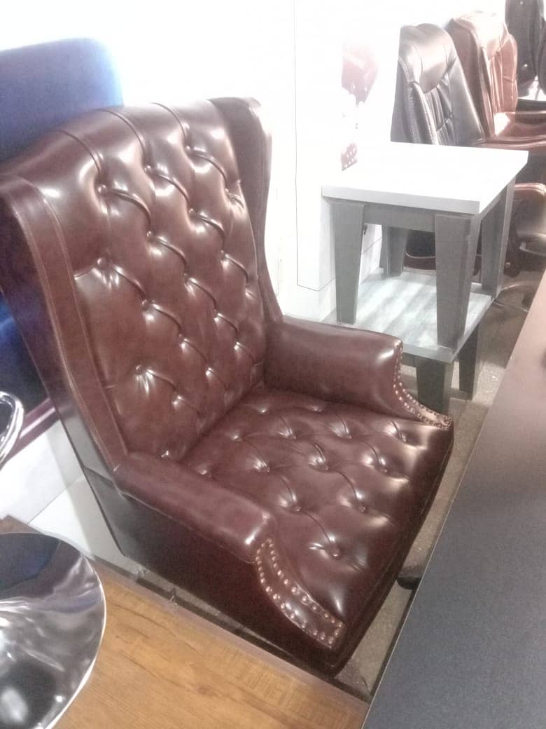 Boss chairs/revolving chair/leather chair/Ceo chair/Iron chair 1