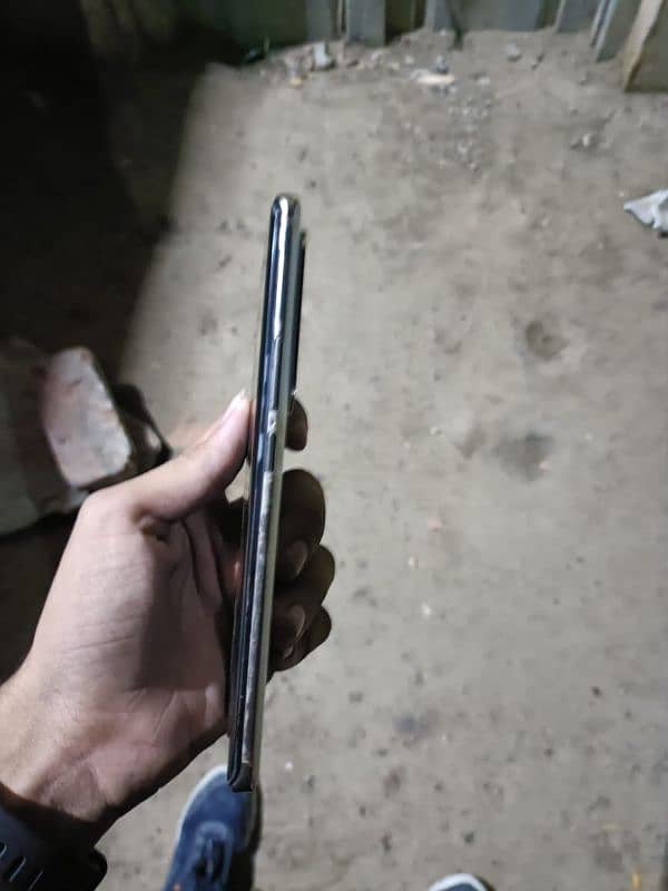 infinix zero 30 8+8/256 with original box and charger 4