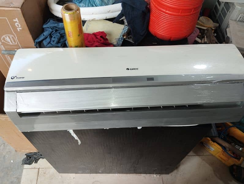 Gree dc inverter ac 1 ton 1