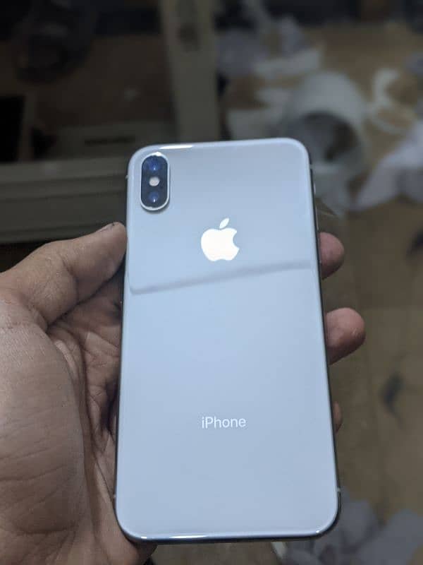 I phone x factory unlock 64gb condition 10/10 no exchange 03244186249 0