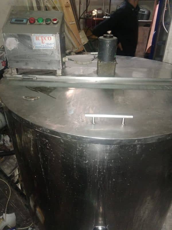 milk chiller slightly used 0