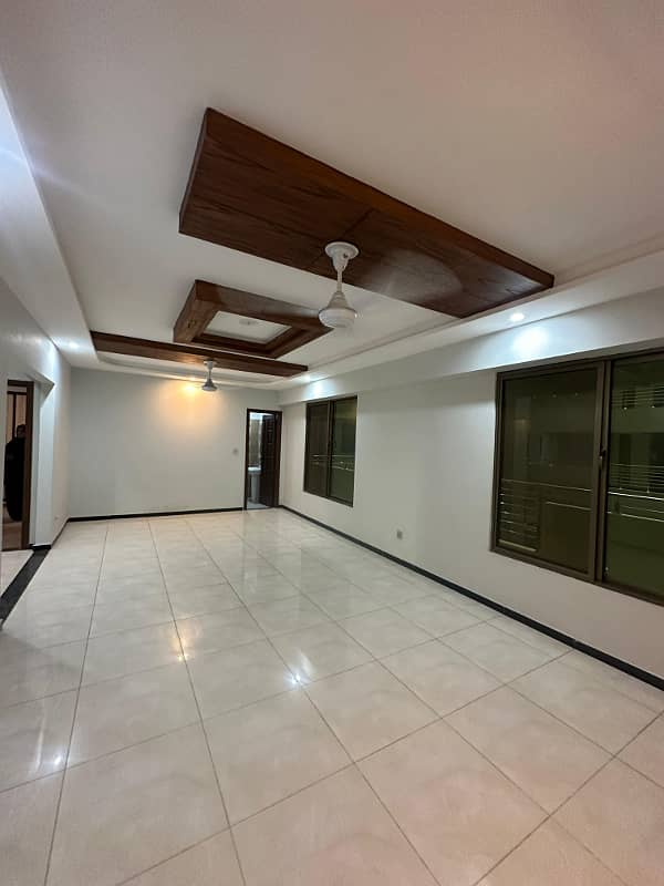 3 Bed Apartment (2150 sqft) For Sale In Top City-1 15