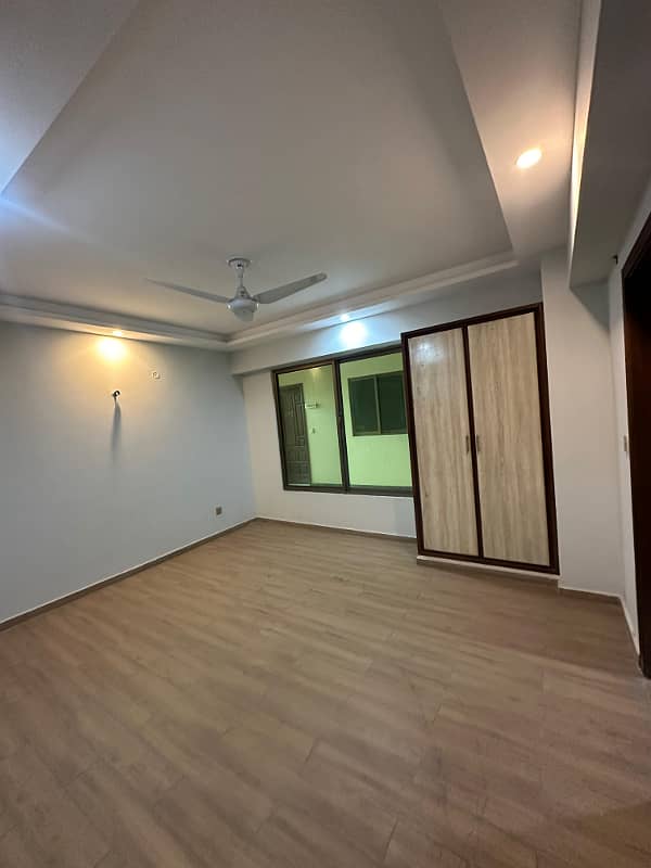 3 Bed Apartment (2150 sqft) For Sale In Top City-1 18