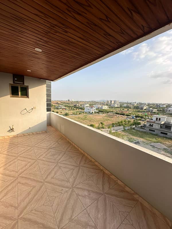 3 Bed Apartment (2150 sqft) For Sale In Top City-1 23