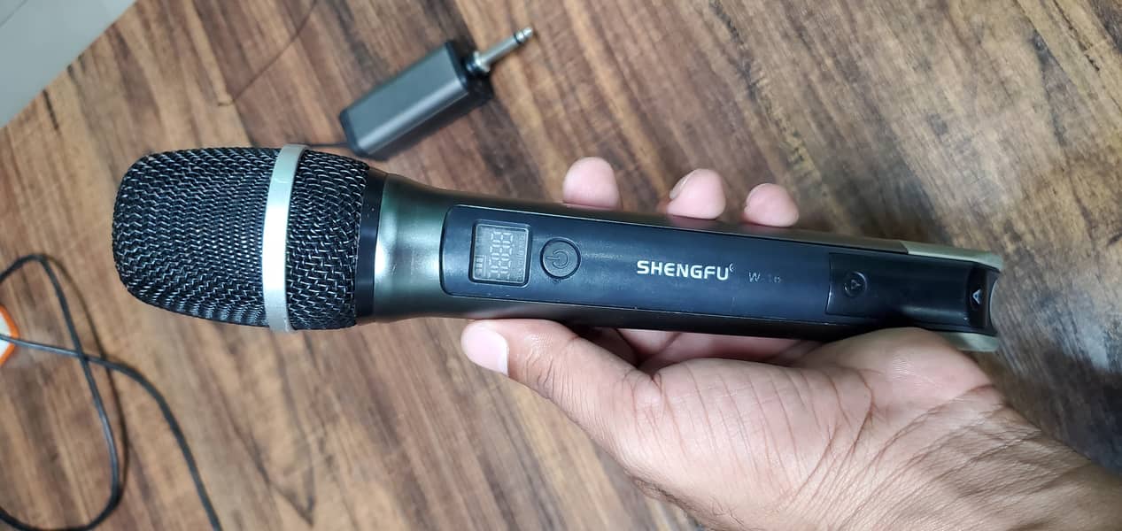 SHENGFU W-16 wireless microphone 100% in Working |UHF microphone| 2