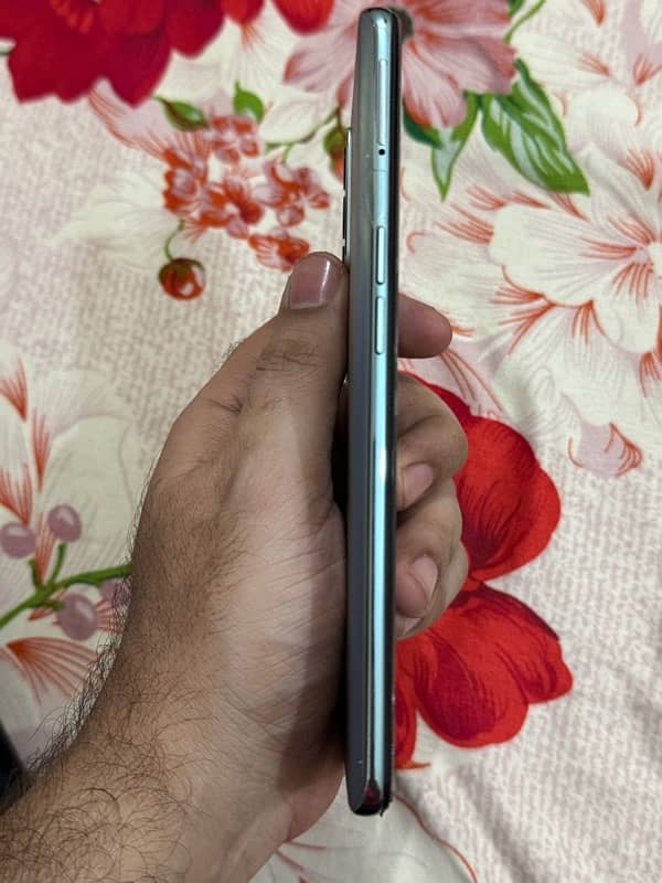 OPPO Reno 6 - 8GB RAM, 128GB Storage - PTA Approved 7