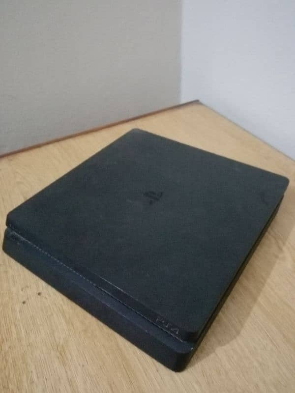 PS4 | Playstation 4 Slim 1