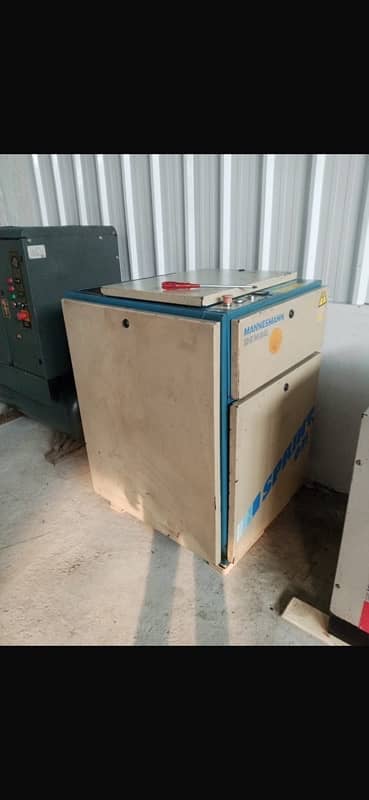 3 air compressors for sale 2