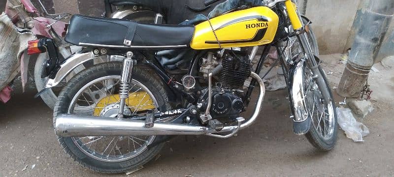 Honda CG-125cc Karachi with file book 0