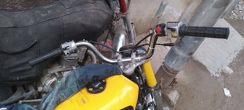 Honda CG-125cc Karachi with file book 6