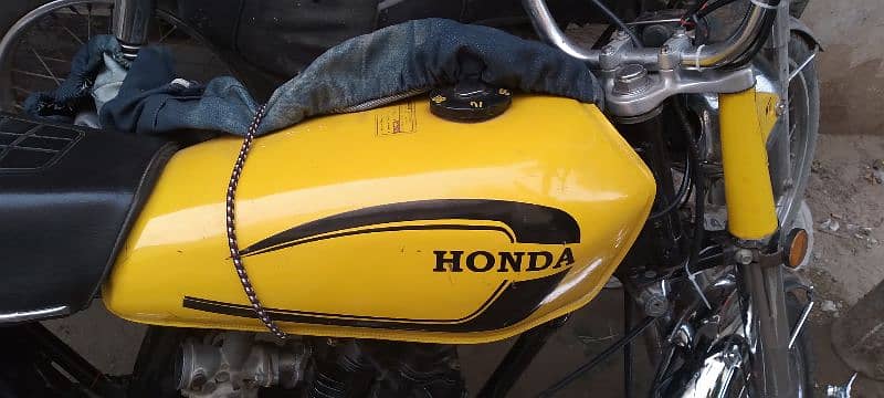 Honda CG-125cc Karachi with file book 7