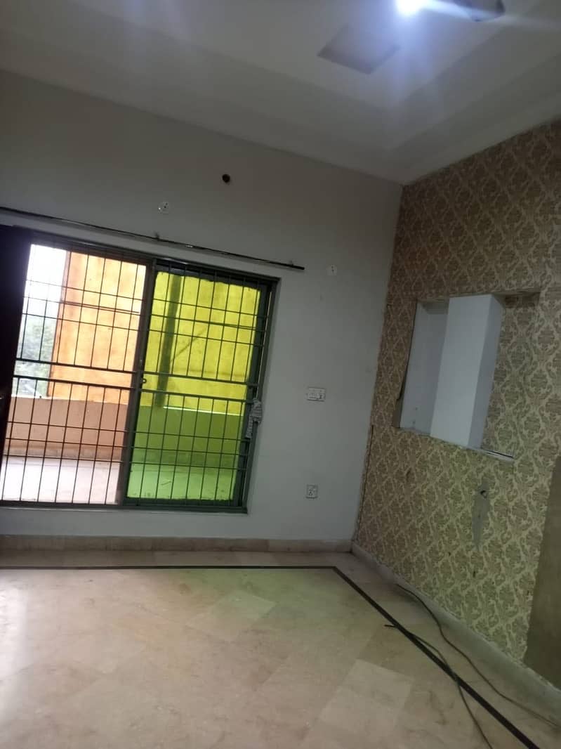 10 marla upper portion available for rent 0