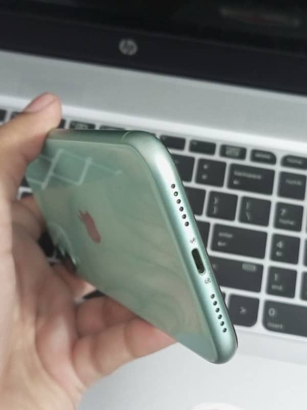 Iphone 11 Mint Green 64gb All okay JV 8