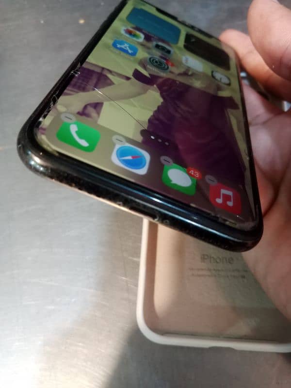 i phone x PTA approved 64 GB 3