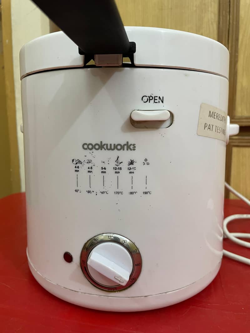 Cookworks Electric Deep Fryer / Cooker 7