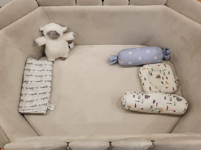 Baby Crib 1