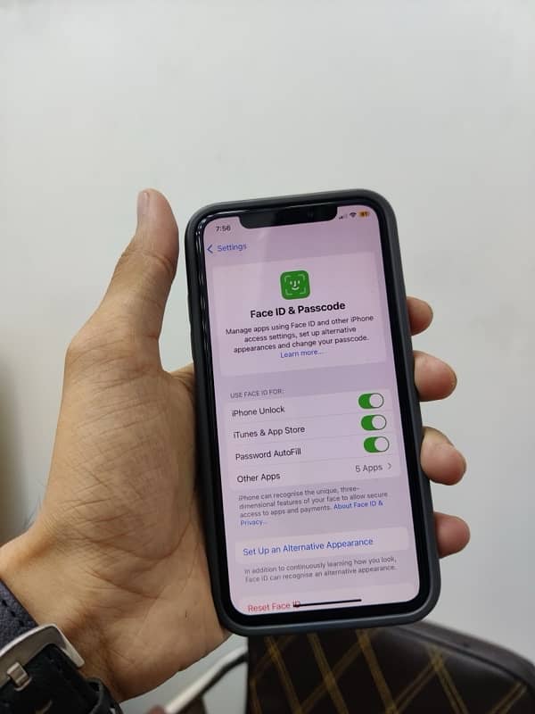 iPhone Xs ( Dual Sim PTA Approved ) 10