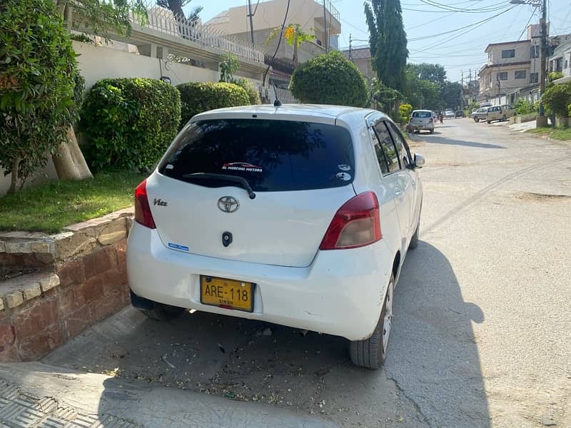 Toyota Vitz 2008 1