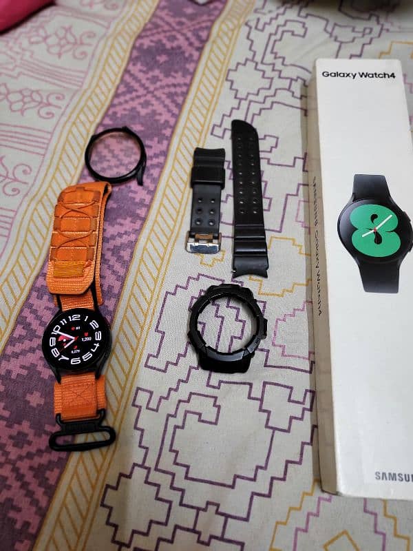 Galaxy watch 4 40mm with original box and accessories 1