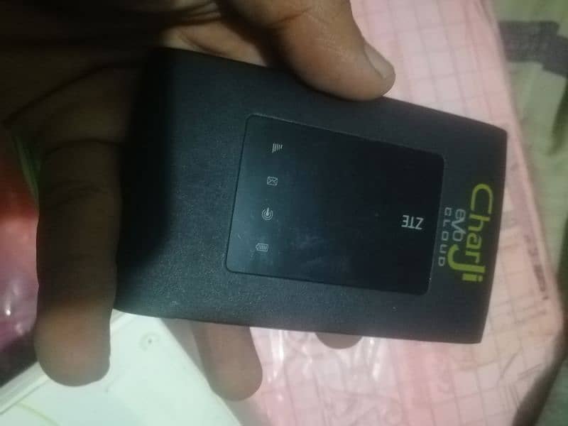 ptcl evo with box ( 0 3 2 2 5 3 9 9 0 8 9) 3