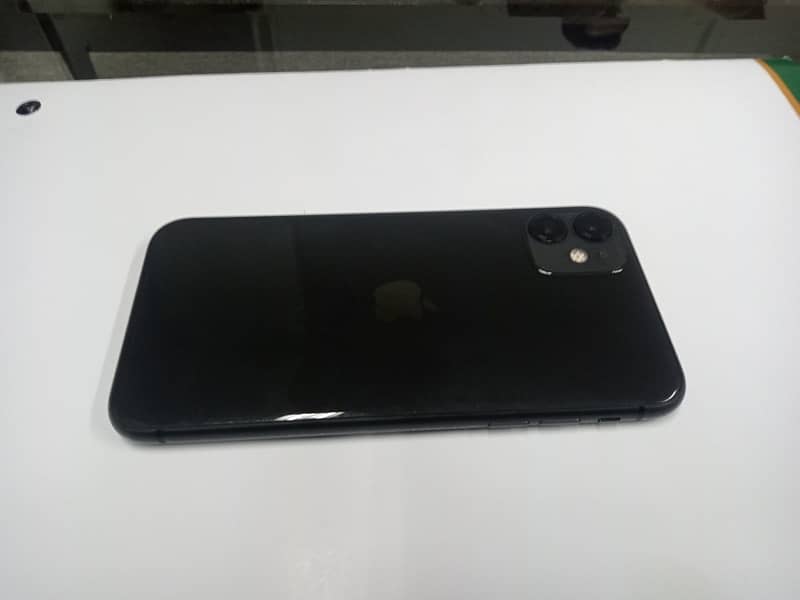 Iphone 11 64 GB Non PTA 3