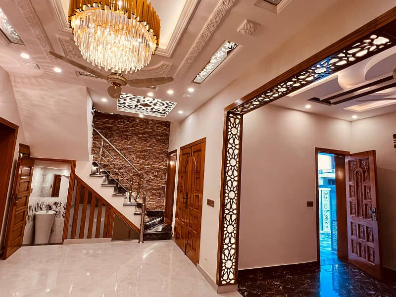 5 MARLA SAB SY SASTA LUXURY BRAND NEW HOUSE FOR SALE DEVELPER NEEDY 14