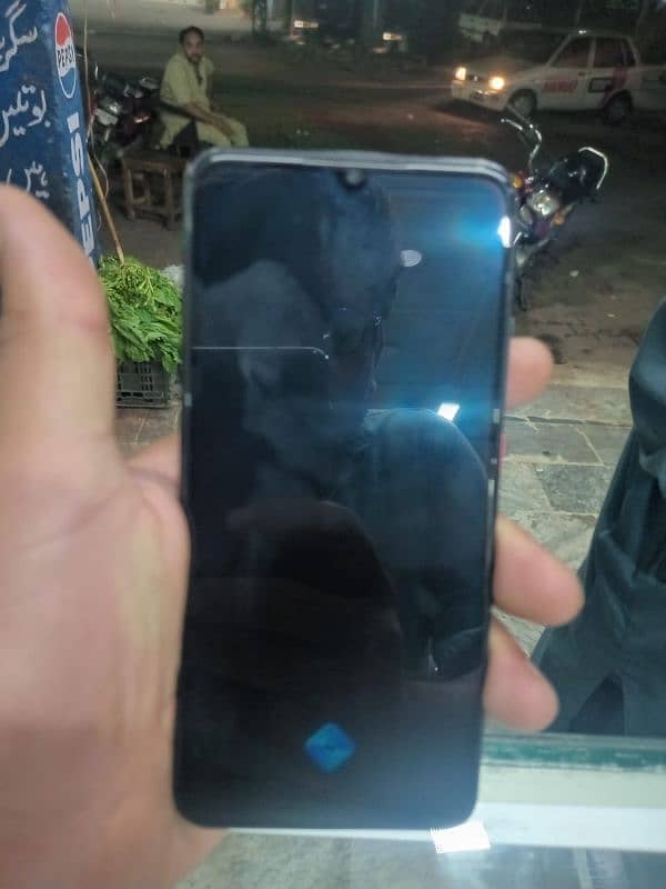 Vivo S1 pro only phone no box no charger 8/128 1