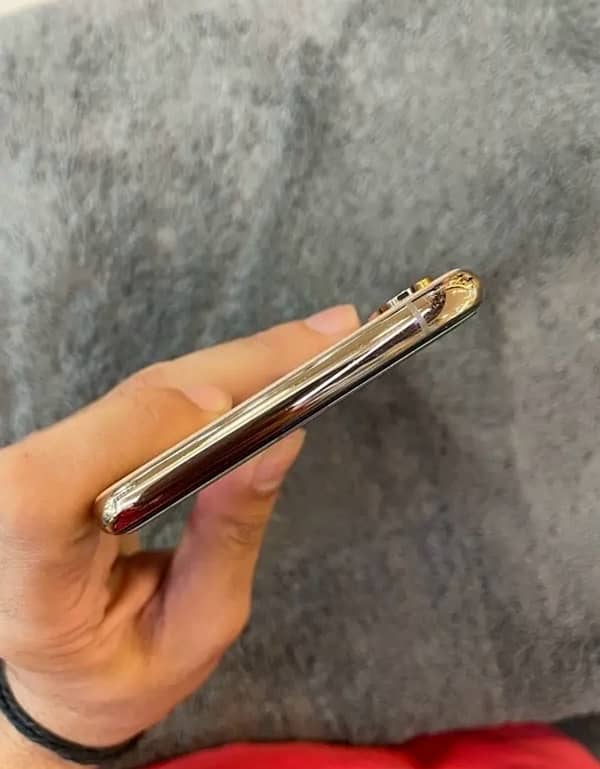 Iphon Xs Max Dual Sim physical PTA APPROVED 3