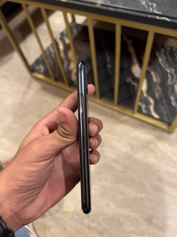 iPhone 11 Pro Dual Sim PTA APPROVED 4