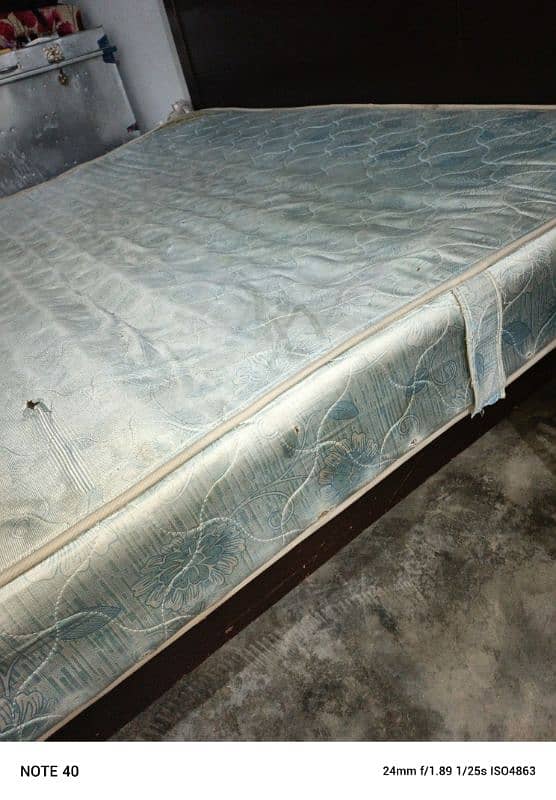 Used King Size bed with Spring Mattress 4