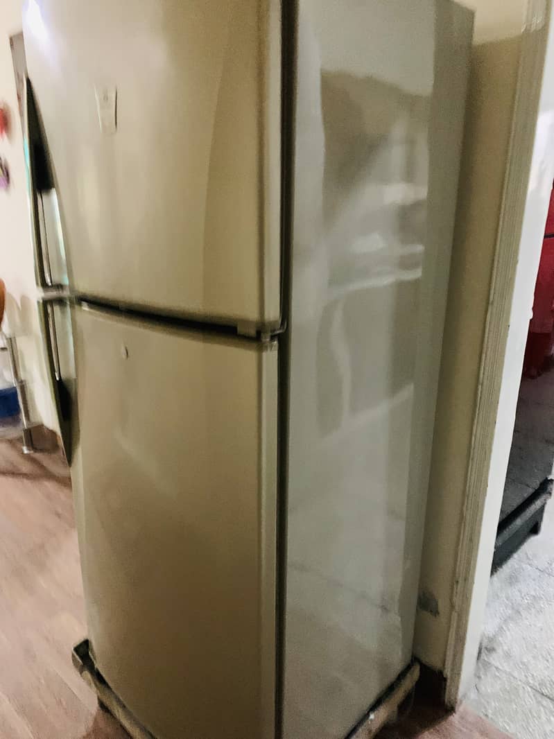 Dawlance Refrigerator 1