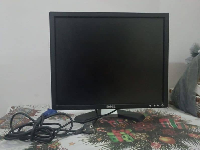 LCD monitor 19 inch. 3