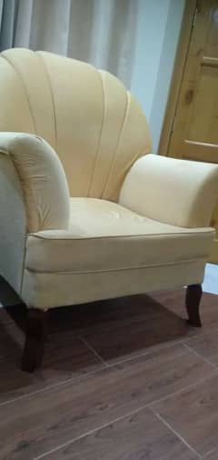 1 Seater 2 Sofa for sell