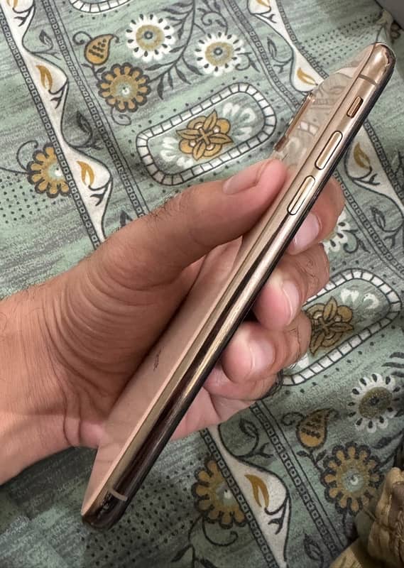 iphone xs 64gb 2